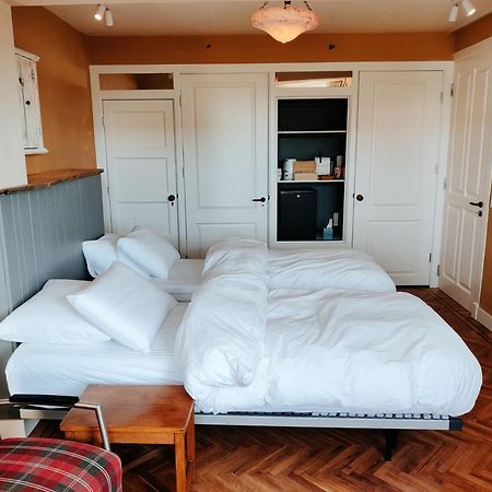 B&B House Of Straw Амстердам Екстериор снимка