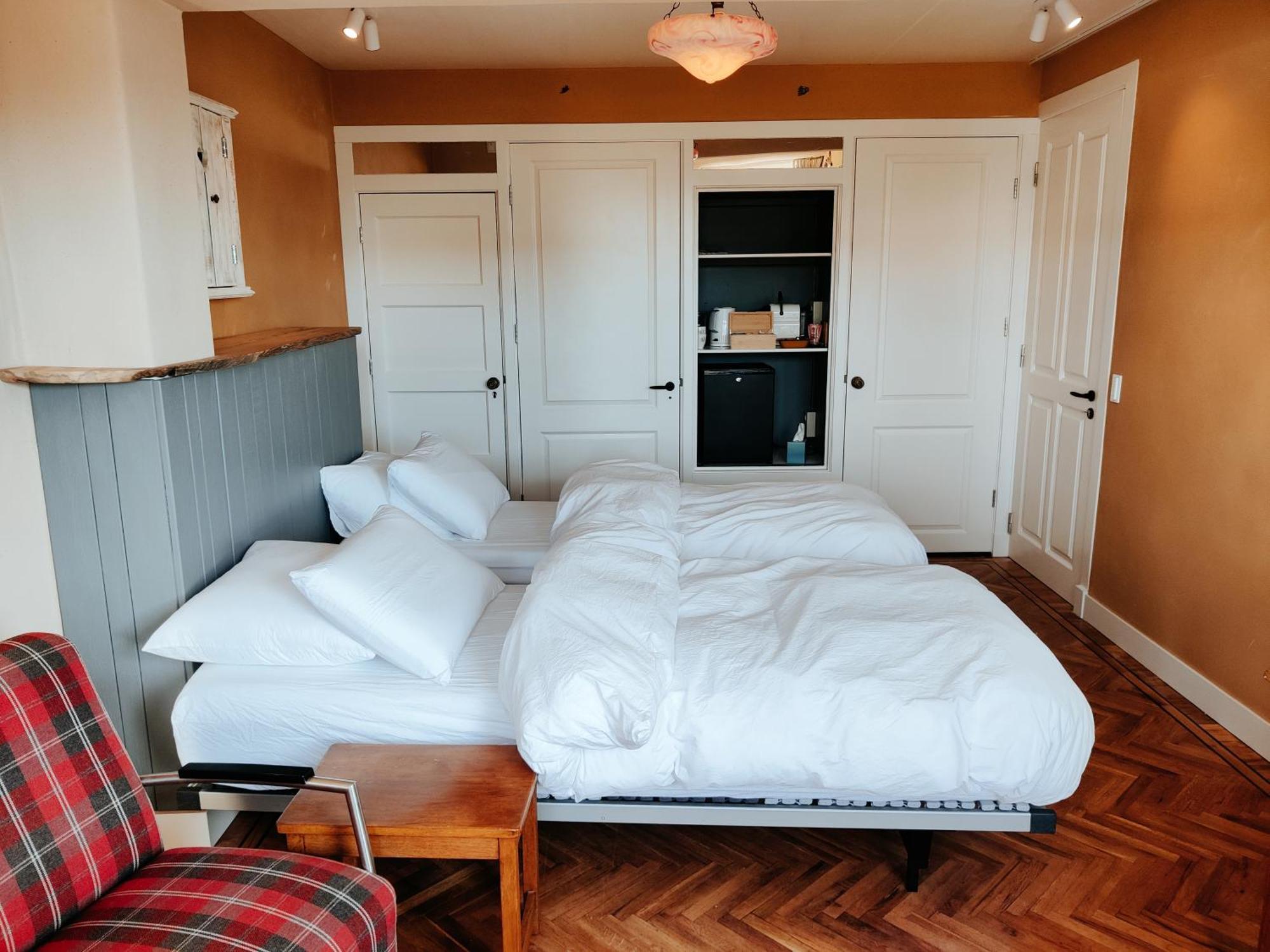 B&B House Of Straw Амстердам Екстериор снимка