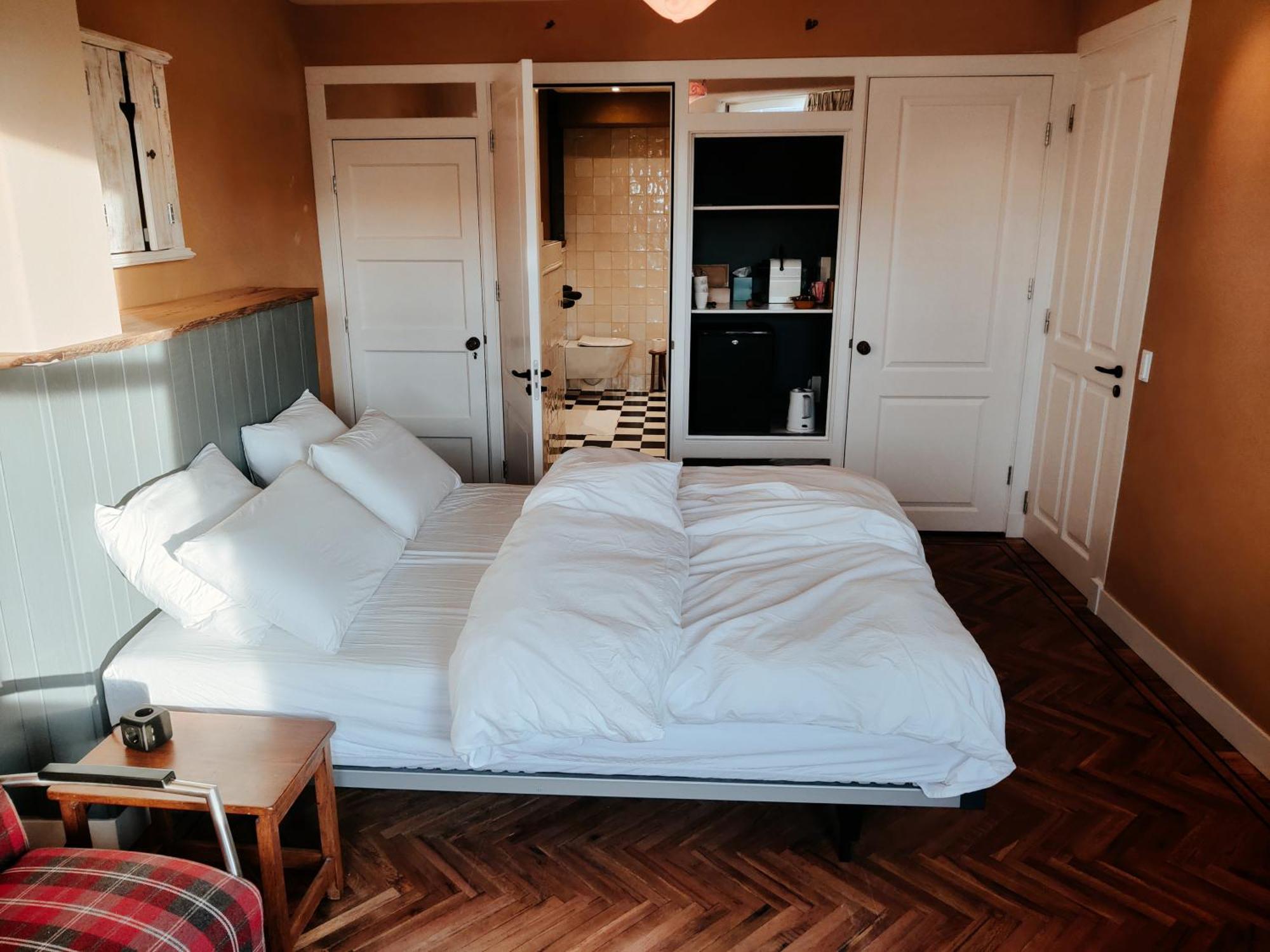 B&B House Of Straw Амстердам Екстериор снимка