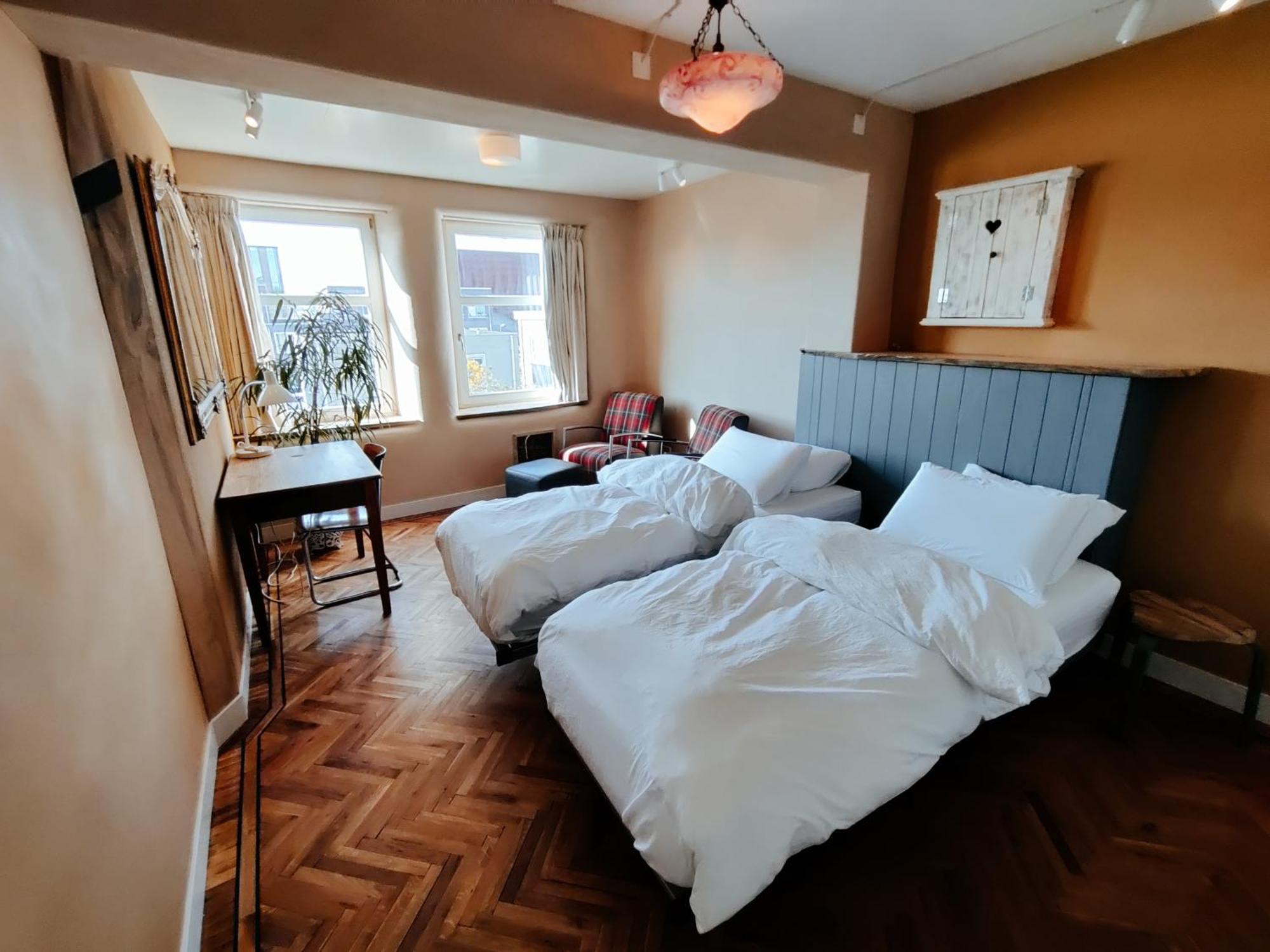 B&B House Of Straw Амстердам Екстериор снимка